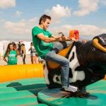 Alquiler atracción toro mecánico en Alicante y Murcia